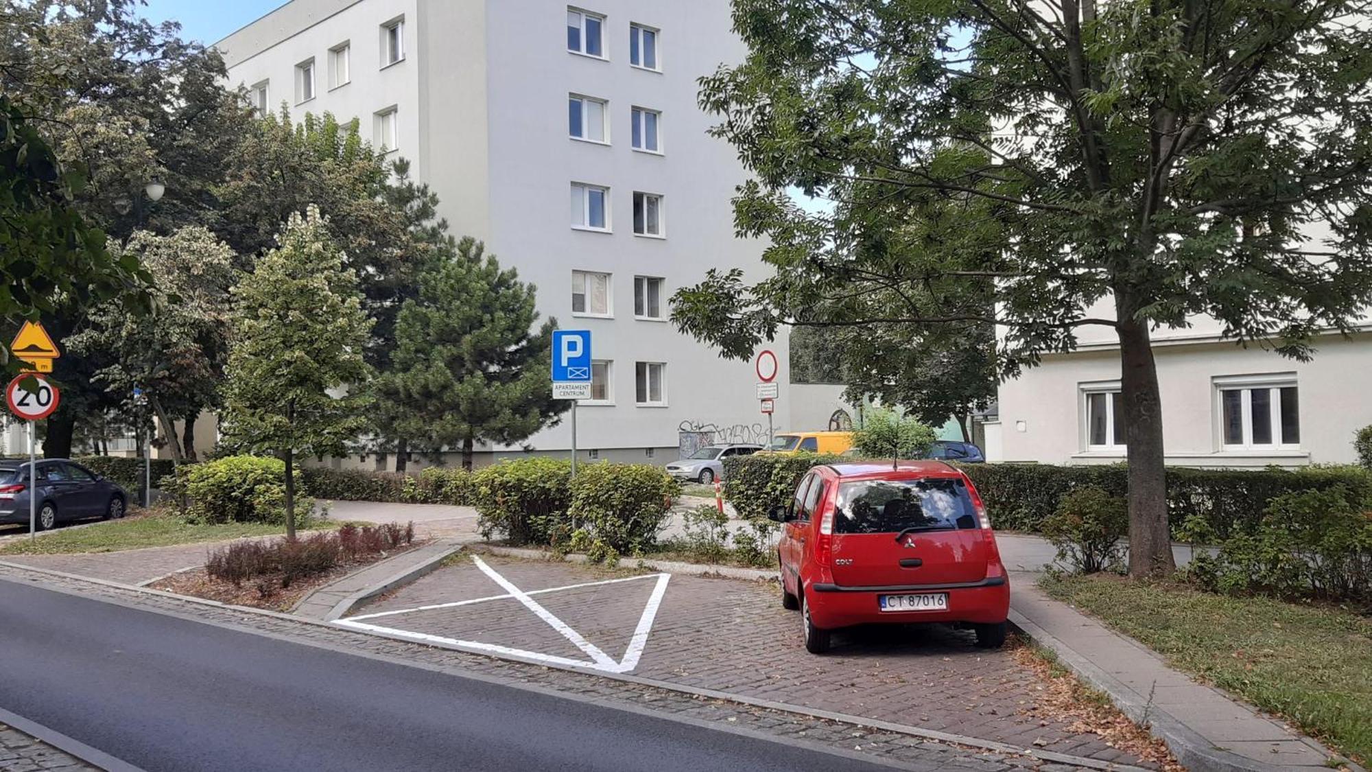 Apartament Centrum Z Miejscem Parkingowym Torun Ngoại thất bức ảnh