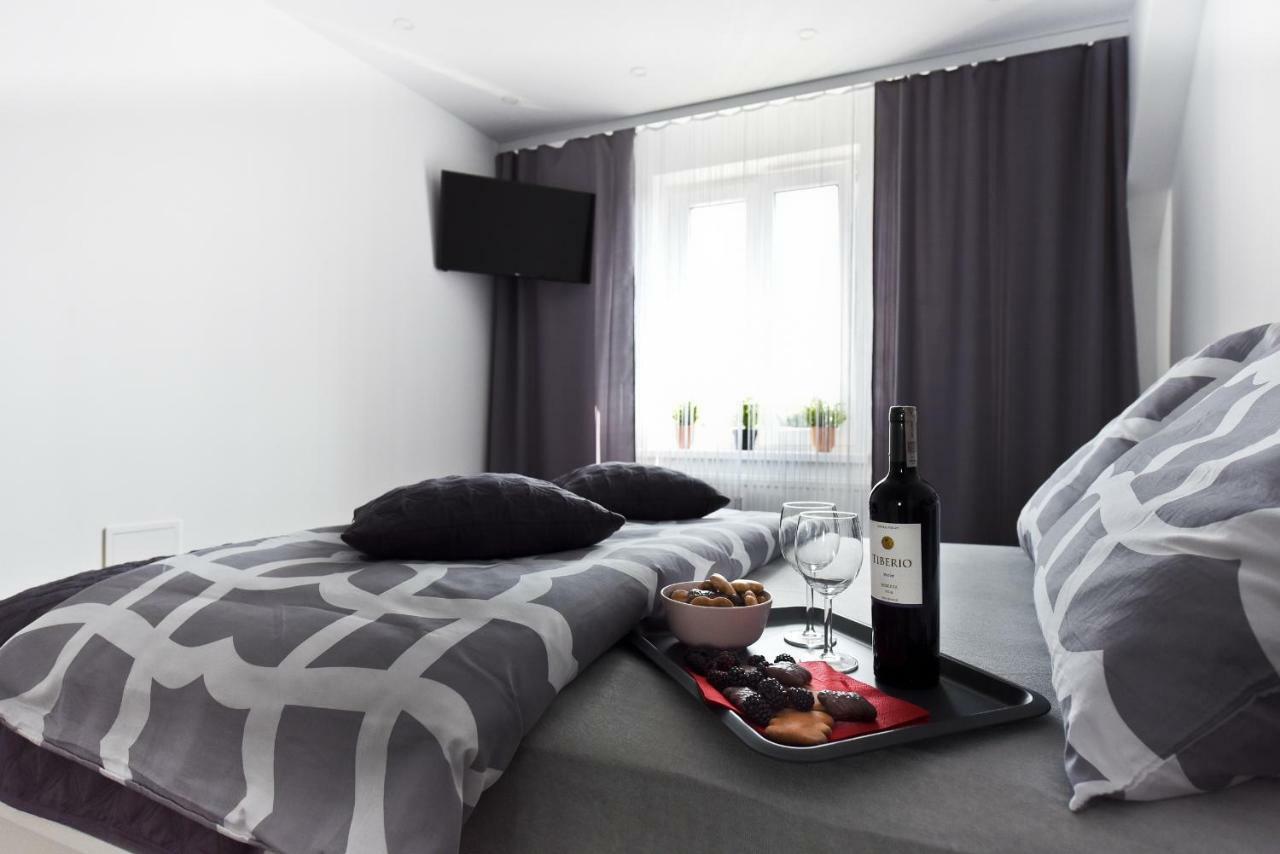 Apartament Centrum Z Miejscem Parkingowym Torun Ngoại thất bức ảnh
