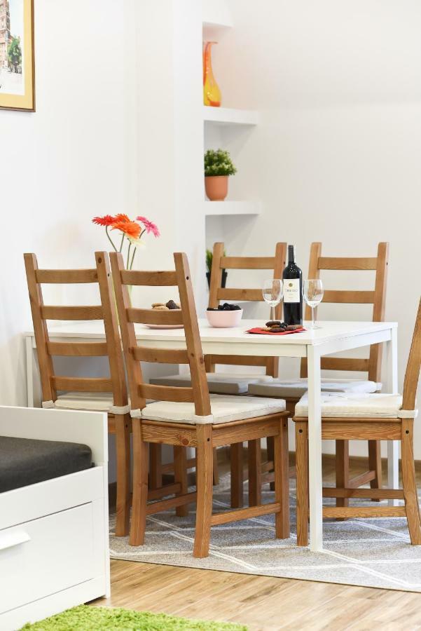 Apartament Centrum Z Miejscem Parkingowym Torun Ngoại thất bức ảnh